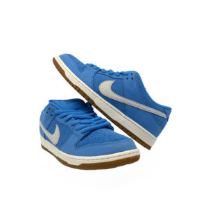 Nike SB Dunk Low "Blue Gum"